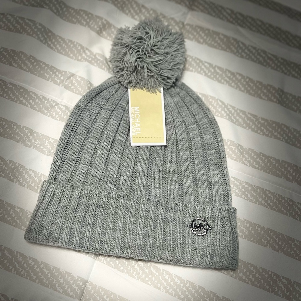 PRICE DROP!!!! Michael Kors Knit Hat